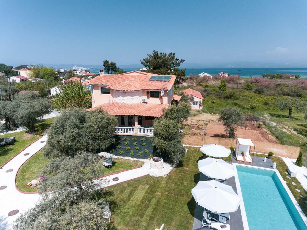 Fokas Luxury Villa Prínos エクステリア 写真