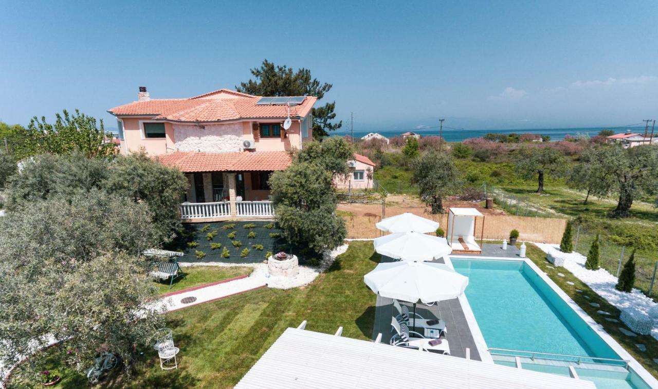Fokas Luxury Villa Prínos エクステリア 写真